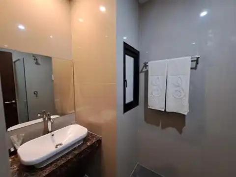 Hotel Simfony Alor Kalabahi Exteriér fotografie